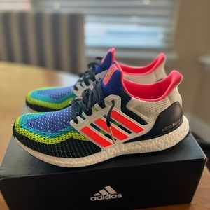 Adidas Ultra boost DNA size 9 - New with box